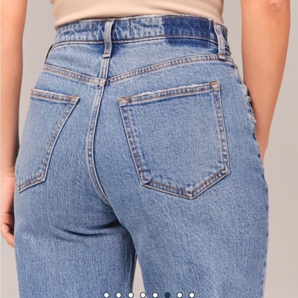 New Abercrombie Curve Love Mom Jeans - Picture 7 of 9